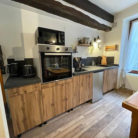 "La Petite Maison" Triplex Au Centre Ville - Les Terres Du Roy Avallon Bagian luar foto