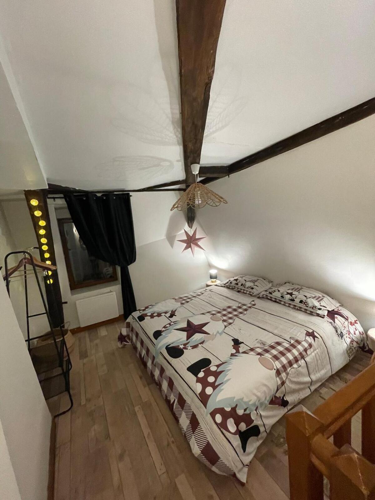 "La Petite Maison" Triplex Au Centre Ville - Les Terres Du Roy Avallon Bagian luar foto